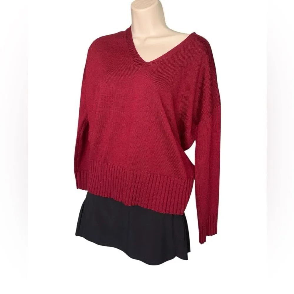 Eileen Fisher Soft knit V-Neck Sweater in Deep Burgundy red S/P Italian